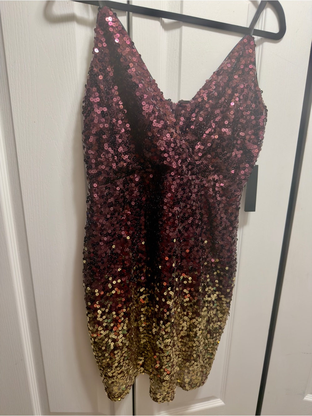 Sequin Ombre V-Neck Party Dress in Burgundy and Gold